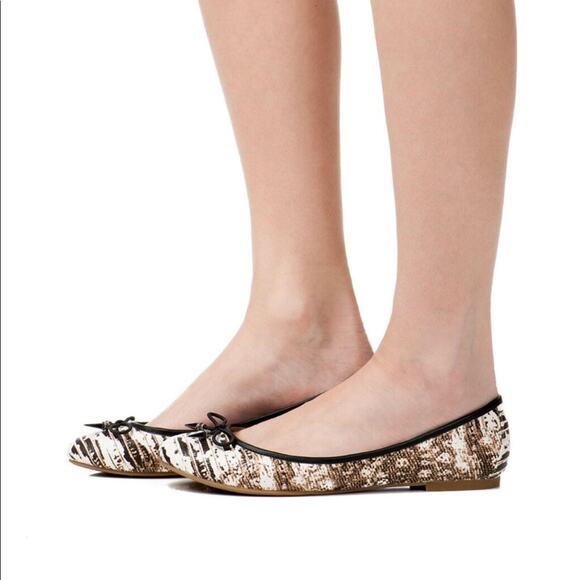 Circus by‎ Sam Edelman Women's Ali Spiked Slip On Ballet Flats Size 6 - Picture 1 of 5